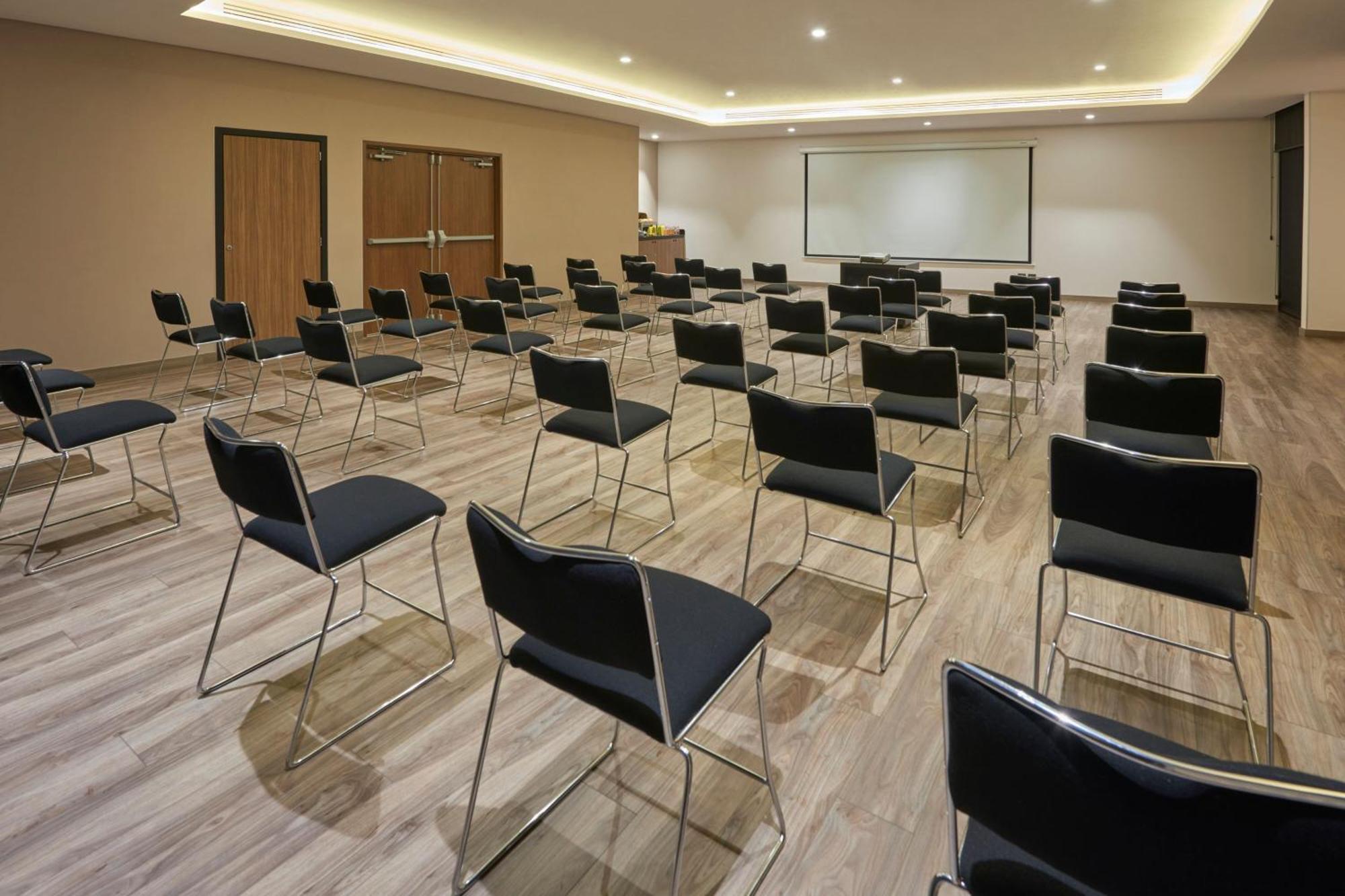 City Express Plus By Marriott San Luis Potosi Exterior photo